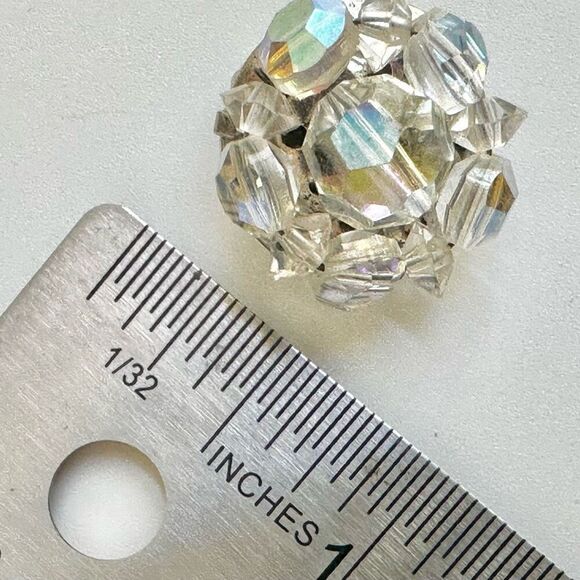 Aurora Borealis vintage Clip On Earrings - Picture 5 of 7